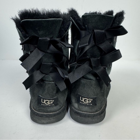 Ugg Leather Suede Black Bow Short Sherpa Lined Winter Boots With Diamond Detail - Picture 4 of 6